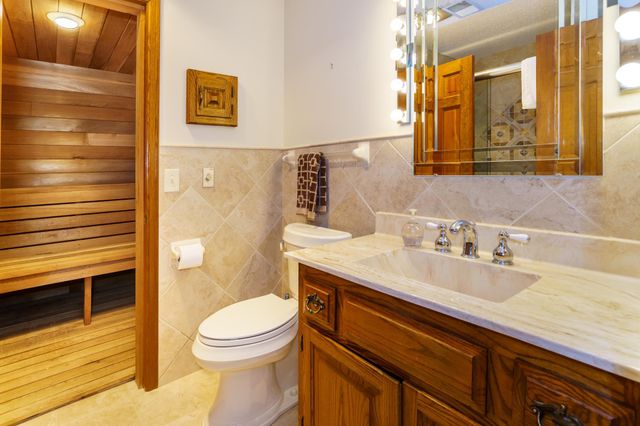 2640 Alvarado Lane N, Plymouth, MN 55447