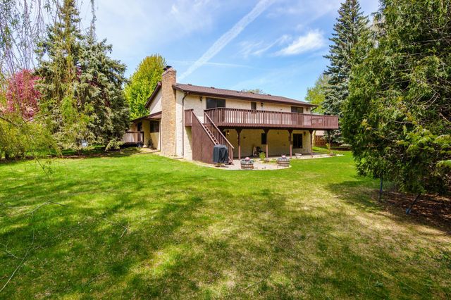 2640 Alvarado Lane N, Plymouth, MN 55447