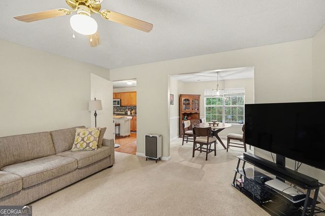 116 Bellington Drive, Mcdonough, GA 30253