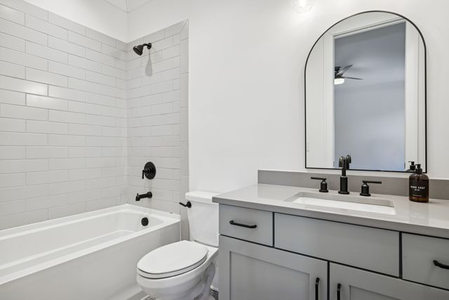 1518 Amesbury Ln, Franklin, TN 37069