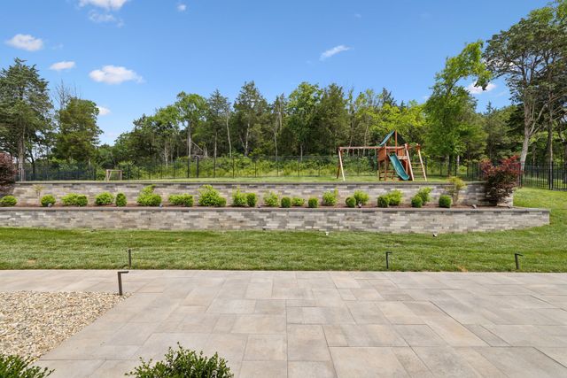 1518 Amesbury Ln, Franklin, TN 37069