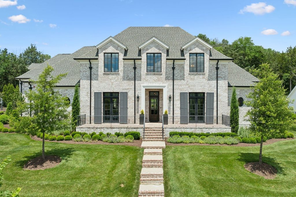 1518 Amesbury Ln, Franklin, TN 37069