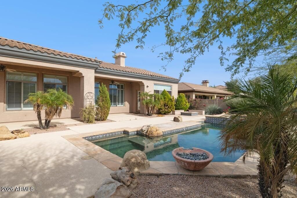 Image 18 of property listing at 1713 W CALLE MARITA --, Phoenix, AZ 85085