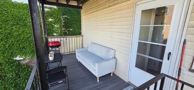 667 Saratoga 2, Boston, MA 02128
