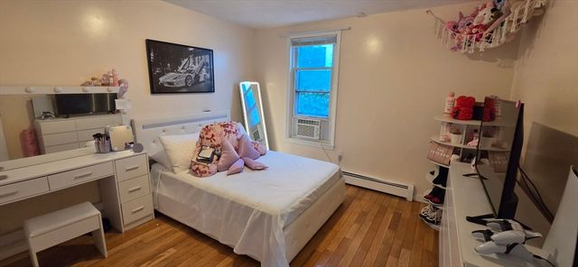 667 Saratoga 2, Boston, MA 02128