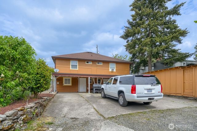 4207 S Bateman Street, Seattle, WA 98118