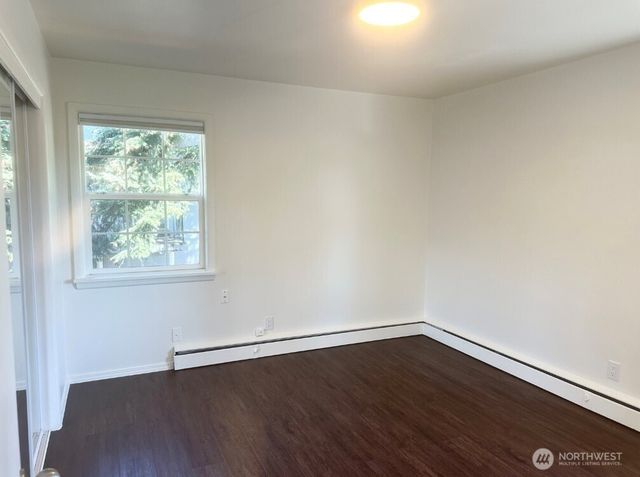 4207 S Bateman Street, Seattle, WA 98118