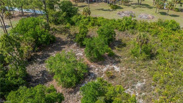 7906 23rd PL, Labelle, FL 33935