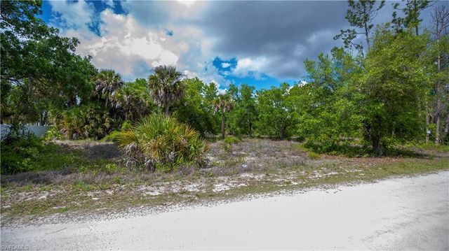 7906 23rd PL, Labelle, FL 33935