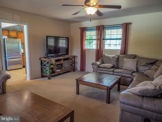 12008 ROCKLEDGE DR, Bowie, MD 20715