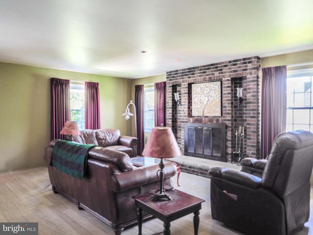 12008 ROCKLEDGE DR, Bowie, MD 20715