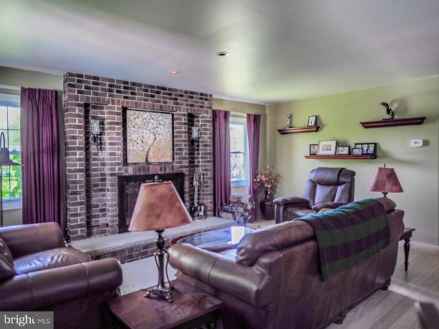 12008 ROCKLEDGE DR, Bowie, MD 20715