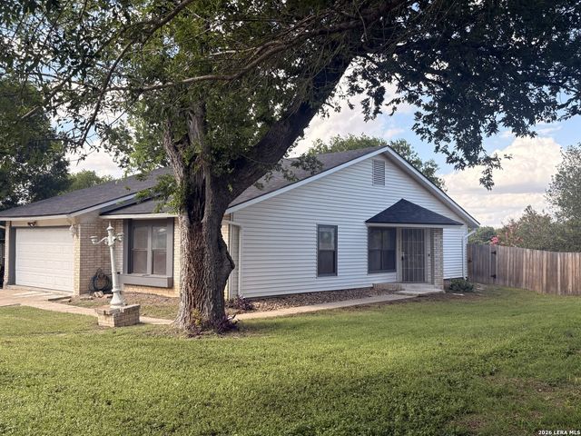 710 TRAPPERS RUN ST, San Antonio, TX 78245