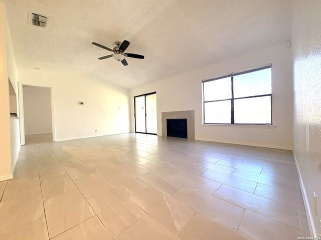 710 TRAPPERS RUN ST, San Antonio, TX 78245