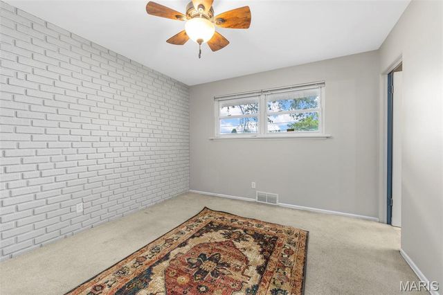 1200 Bluefield Drive, Florissant, MO 63033