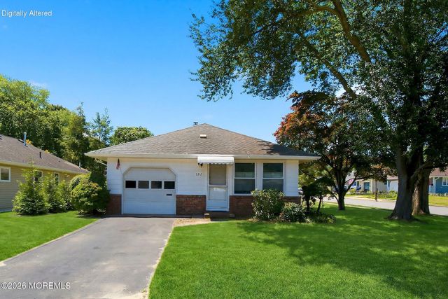 2212 Mount Carmel Boulevard, Toms River, NJ 08753