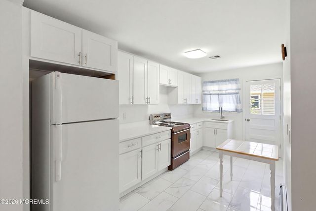 2212 Mount Carmel Boulevard, Toms River, NJ 08753