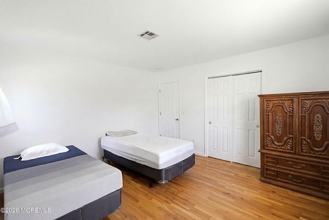 2212 Mount Carmel Boulevard, Toms River, NJ 08753
