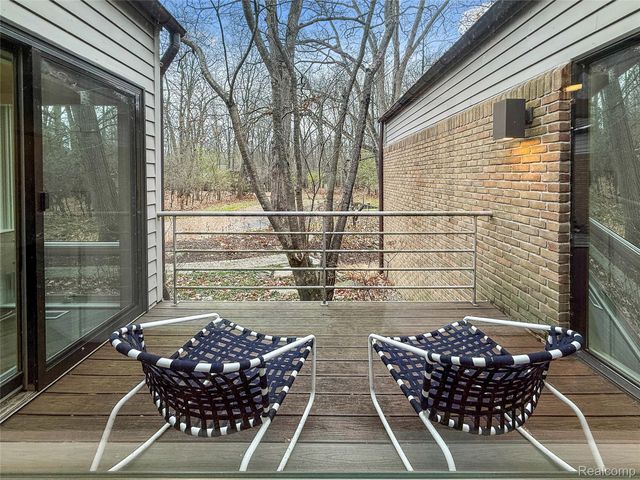 4766 Overton Cove, Bloomfield Hills, MI 48302