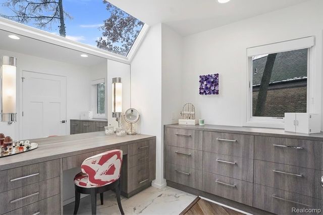 4766 Overton Cove, Bloomfield Hills, MI 48302