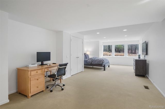 4766 Overton Cove, Bloomfield Hills, MI 48302