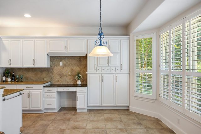 111 Whirlwind CV, Georgetown, TX 78633