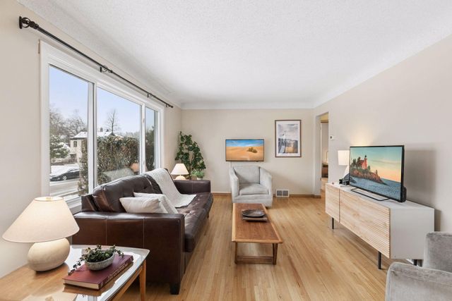 3339 Taylor Street NE, Minneapolis, MN 55418