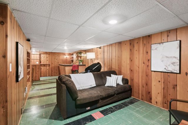 3339 Taylor Street NE, Minneapolis, MN 55418