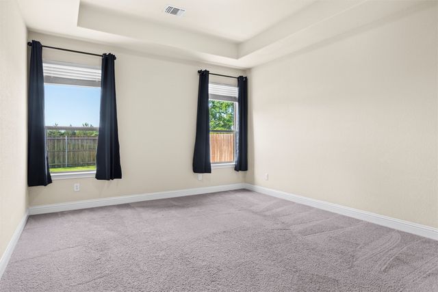 104 Laurel Oak Drive, Red Oak, TX 75154