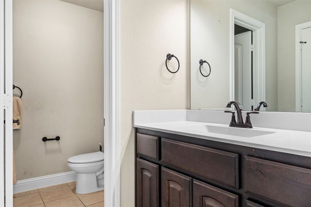 104 Laurel Oak Drive, Red Oak, TX 75154