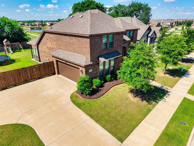 104 Laurel Oak Drive, Red Oak, TX 75154