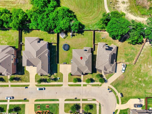 104 Laurel Oak Drive, Red Oak, TX 75154