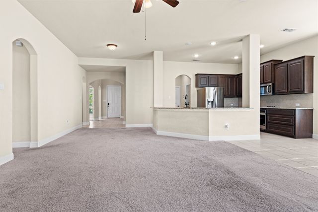 104 Laurel Oak Drive, Red Oak, TX 75154