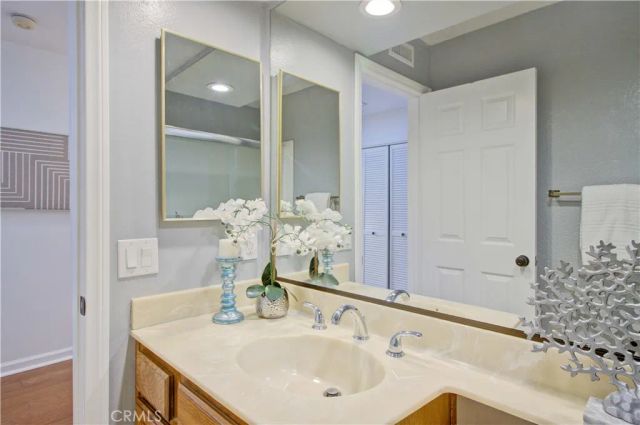 22261 Sisante, Mission Viejo, CA 92691