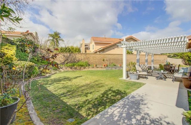 22261 Sisante, Mission Viejo, CA 92691