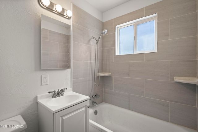 1125 Dodson Way, Sparks, NV 89431