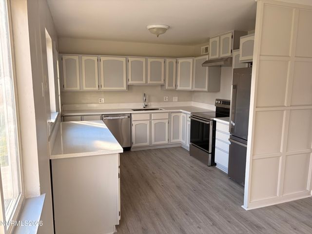 1125 Dodson Way, Sparks, NV 89431