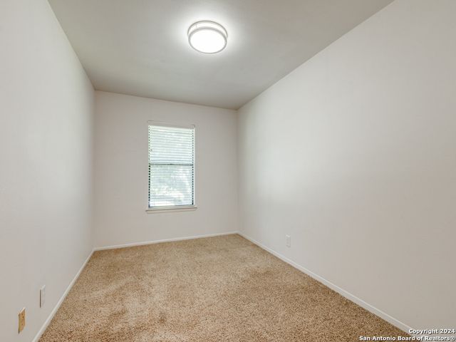 2702 Roundleaf Ct, San Antonio, TX 78231