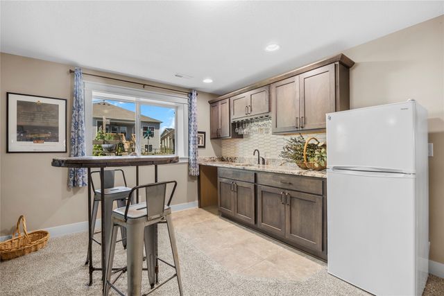 1151 34th Street SE, Altoona, IA 50009