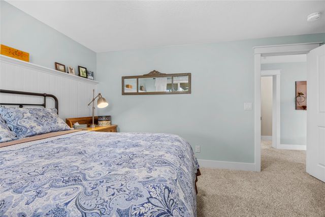 1151 34th Street SE, Altoona, IA 50009