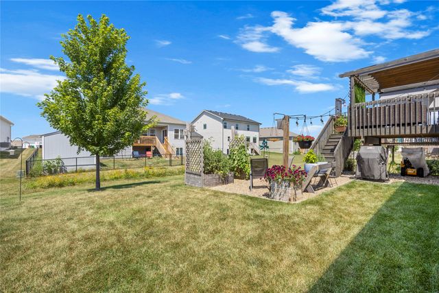 1151 34th Street SE, Altoona, IA 50009