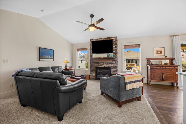 1151 34th Street SE, Altoona, IA 50009