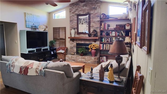 6644 S Duval Island Drive, Floral City, FL 34436