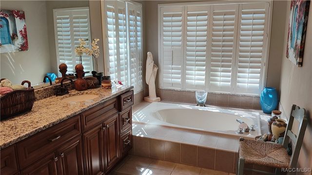 6644 S Duval Island Drive, Floral City, FL 34436