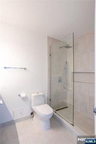 1600 Parker Avenue 20A, Fort Lee, NJ 07024
