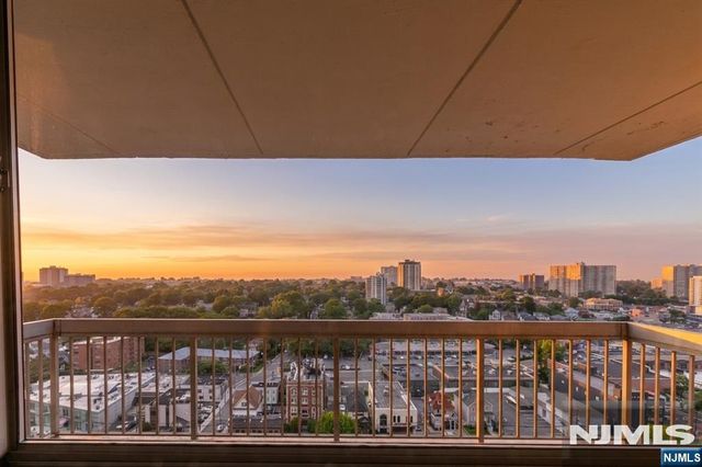 1600 Parker Avenue 20A, Fort Lee, NJ 07024