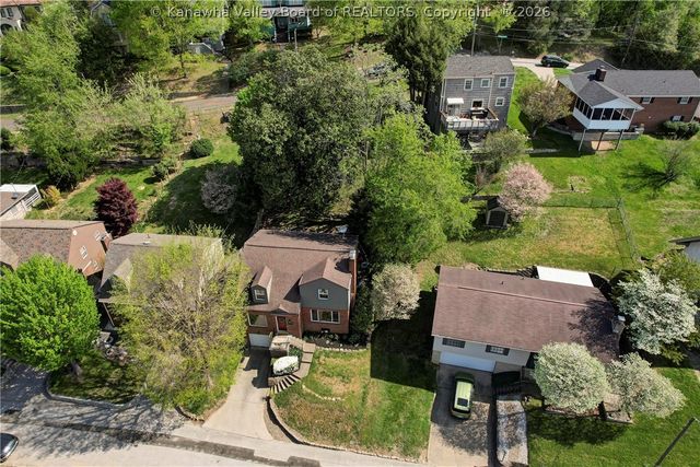 847 Lower Chester Road, Charleston, WV 25302