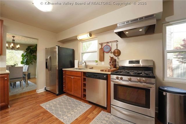 847 Lower Chester Road, Charleston, WV 25302