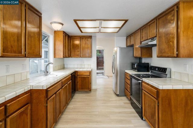 1510 Plymouth Ln, Antioch, CA 94509