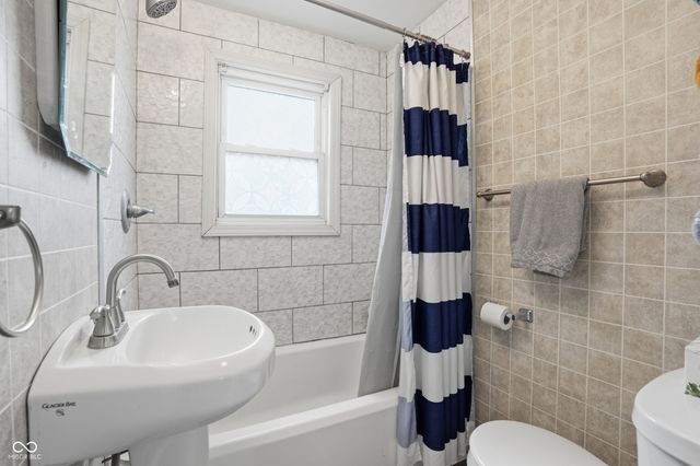 1237 E Pleasant Run Parkway South Drive, Indianapolis, IN 46203